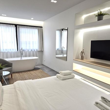 The Dazzling Glimpse Acropolis Suites Athen Exterior foto