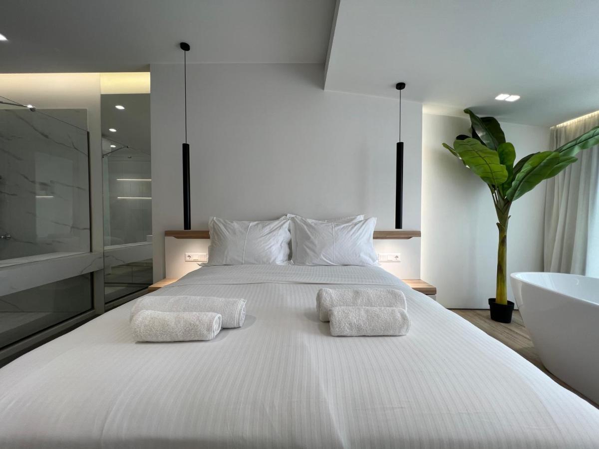 The Dazzling Glimpse Acropolis Suites Athen Exterior foto