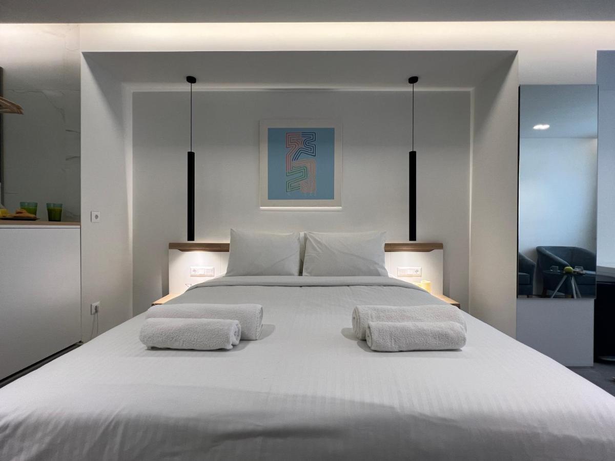 The Dazzling Glimpse Acropolis Suites Athen Exterior foto