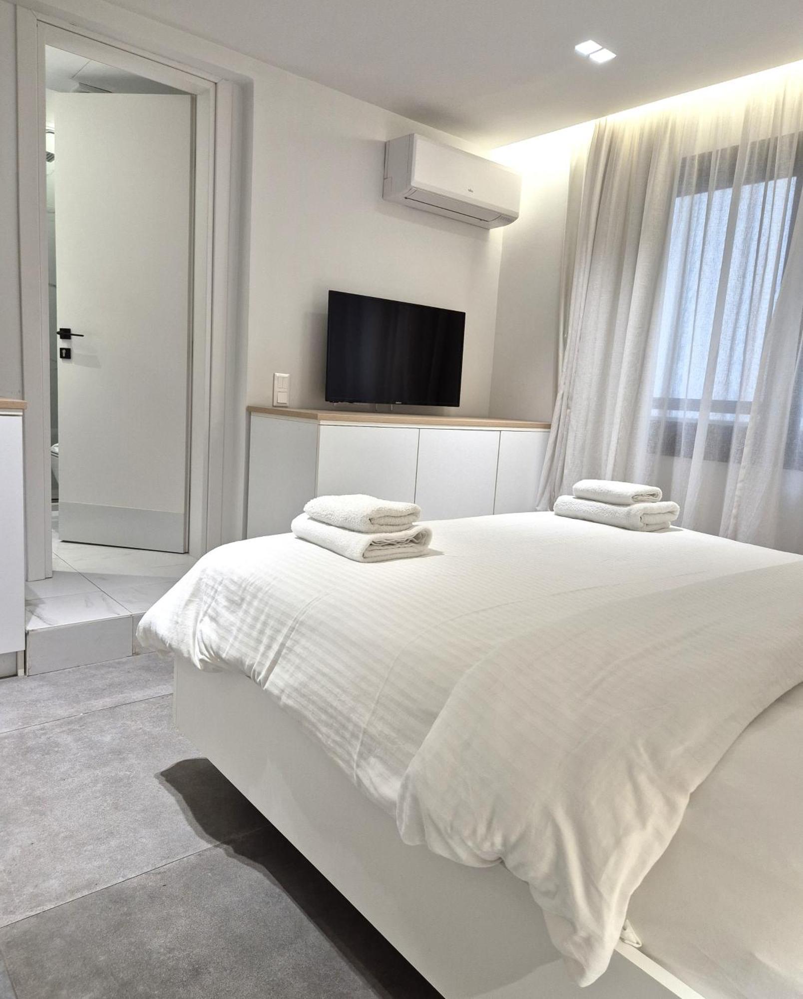 The Dazzling Glimpse Acropolis Suites Athen Exterior foto